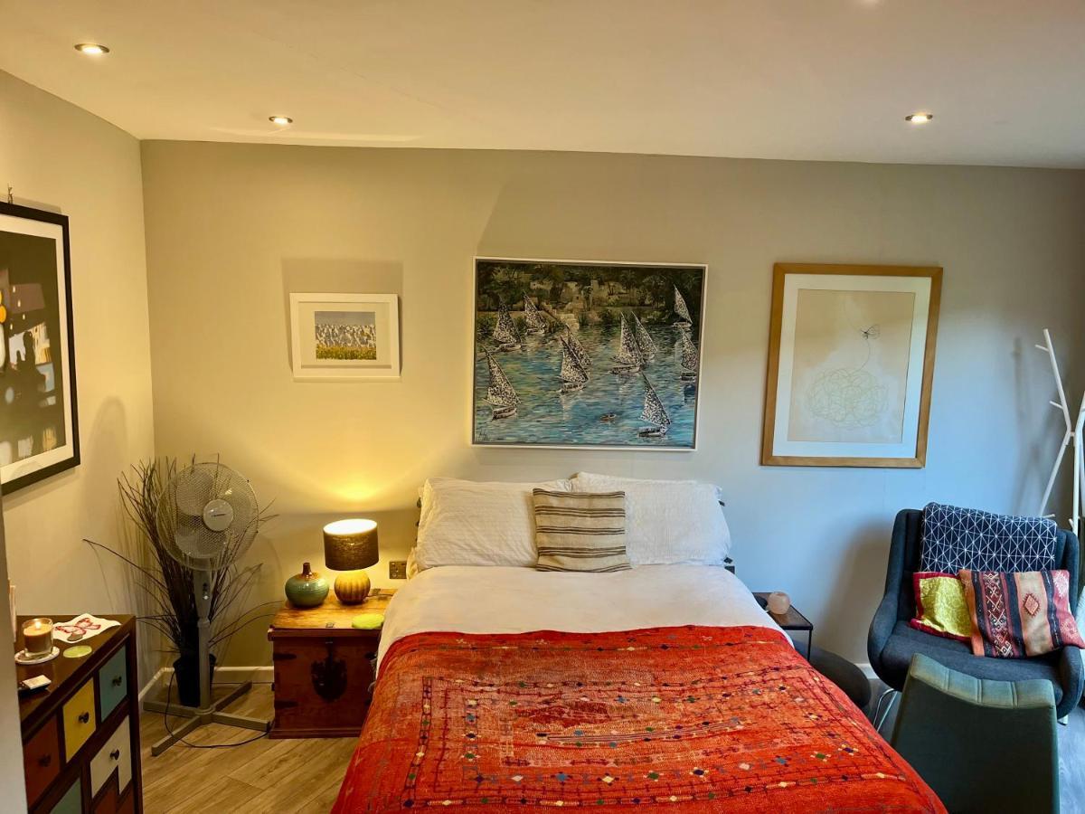 Modern, Gr Floor 1 Bed, Bathroom, Garden & Private Entry With Free Parking CBG Εξωτερικό φωτογραφία